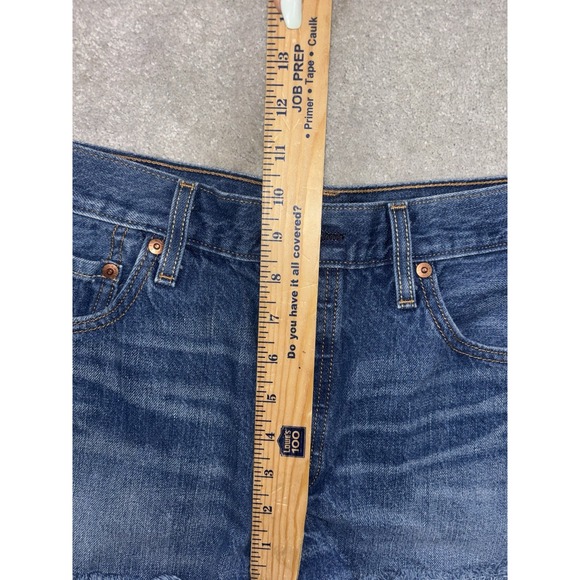 Levis Shorts Womens 31 501 Button Fly Cut‎ Off Distressed Denim Shortie - Picture 8 of 10